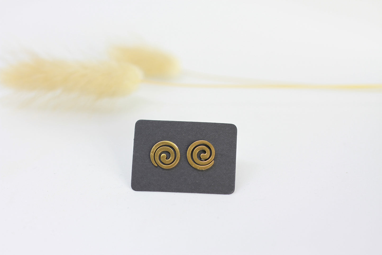 Ohrstecker Wirbel vergoldet