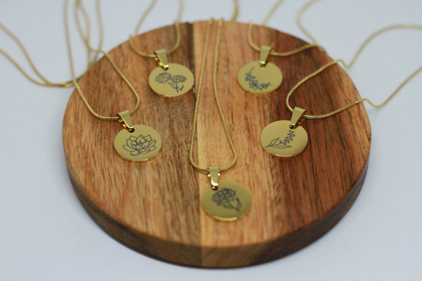 Edelstahlkette Geburtsblume Mai Maiglöckchen Gold