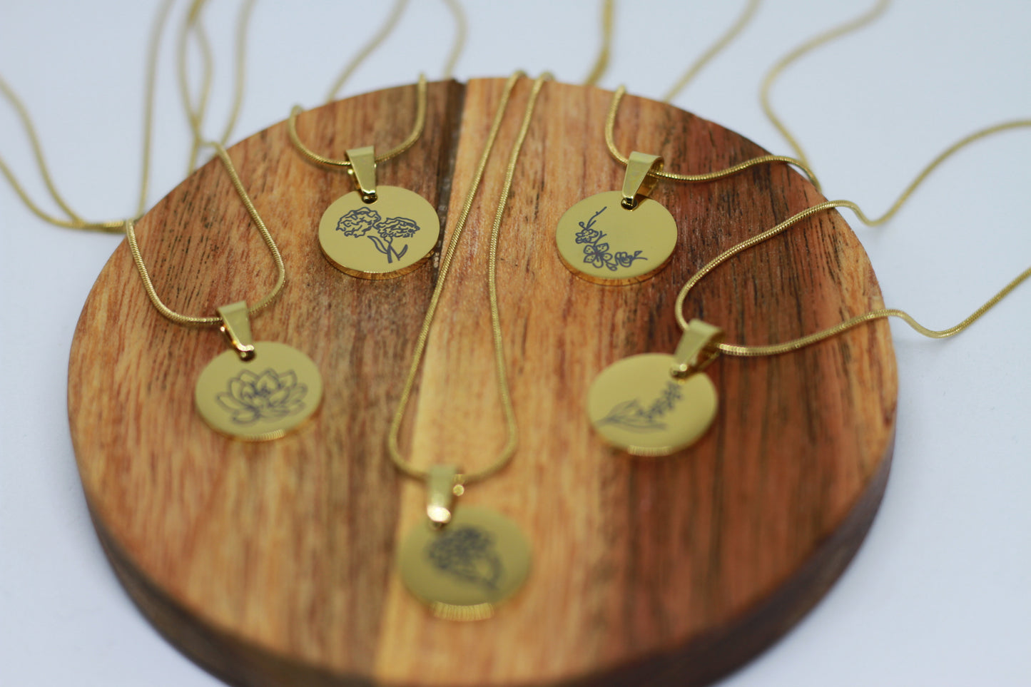 Edelstahlkette Geburtsblume Mai Maiglöckchen Gold