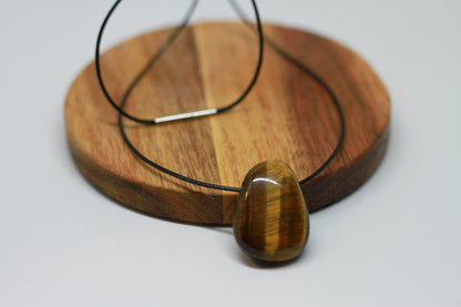 Tigerauge Anhänger mit Kette