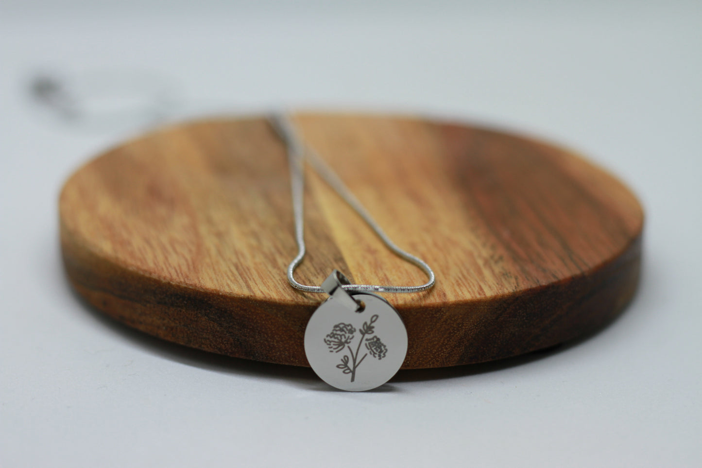 Edelstahlkette Geburtsblume September Crysanthemen Silber